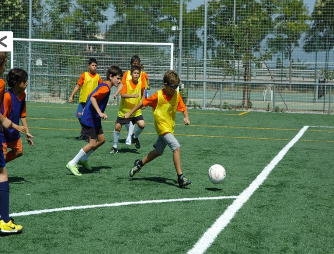 Campamento de verano inglés y fútbol en Barcelona - Campus de Fútbol Campamento de verano inglés y fútbol en Barcelona - Campus de Fútbol